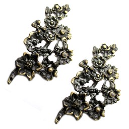 نمایش جزئیات برای توری آنتیک تزیینی پتینه دودی طرح گل میخک طول 60 میلیمتر بسته 2 عددی تصویر توری آنتیک تزیینی پتینه دودی طرح گل میخک طول 60 میلیمتر بسته 2 عددی