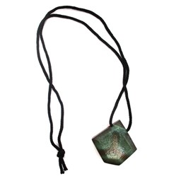 گردنبند چوب و رزین طرح پنج ضلعی طول 4 سانتیمتر گردنبند چوب و رزین طرح پنج ضلعی طول 4 سانتیمتر