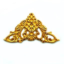 نمایش جزئیات برای گوشه آنتیک طرح ساده طلایی طول 4.5 سانتیمتر تصویر گوشه آنتیک طرح ساده طلایی طول 4.5 سانتیمتر