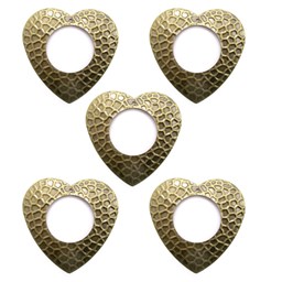 تصویر توری آنتیک تزیینی زیتونی طرح قلب طول 60 میلی‌متر بسته 5 عددی